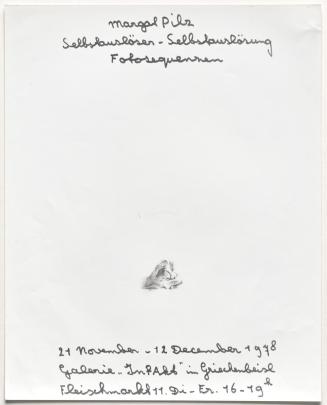 Margot Pilz, Plakat zur Ausstellung "Selbstauslöser, Selbstauslösung", 1978, Schwarzweißfoto, b ...