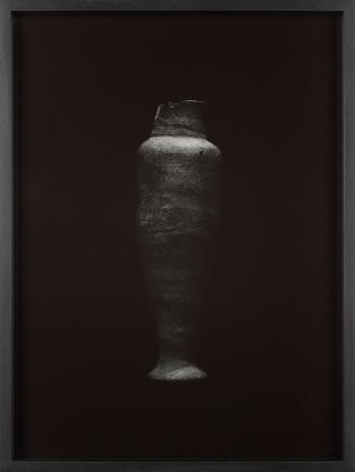 Anja Ronacher, Die Namenlosen (Vase, Babylon, 2000–1000 v. Chr., Louvre, Paris), 2017, Silberge ...
