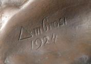Gustinus Ambrosi, Benito Mussolini, Detail: Bezeichnung, 1924, Bronze auf Marmor-Postament, H:  ...