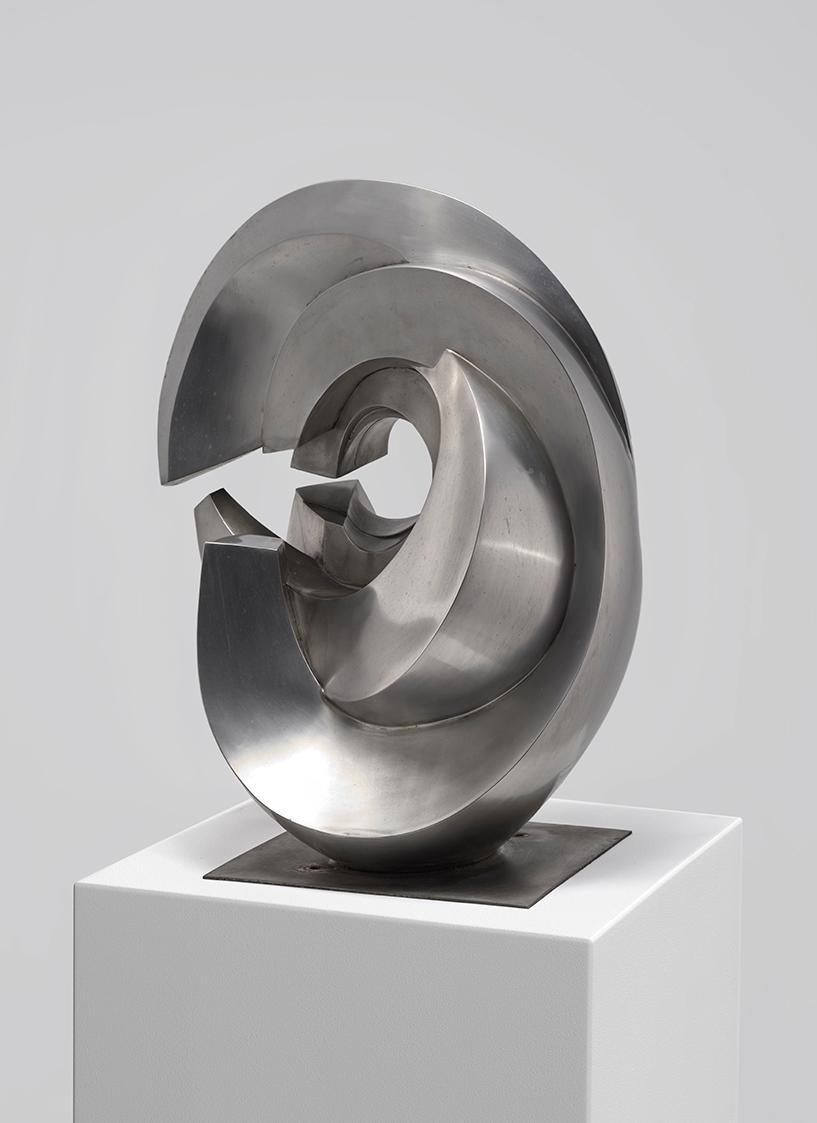 Wander Bertoni, Das große C, 1955, (Bronze) Edelstahl / Aluminium (?), 65 x 38 x 47 cm, Artothe ...