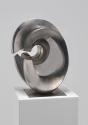 Wander Bertoni, Das große C, 1955, (Bronze) Edelstahl / Aluminium (?), 65 x 38 x 47 cm, Artothe ...