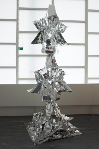 Manuel Gorkiewicz, Ohne Titel, Zeitgenössische Kunst, 2006, Kunststoff-Folie, Karton, Stahlkons ...